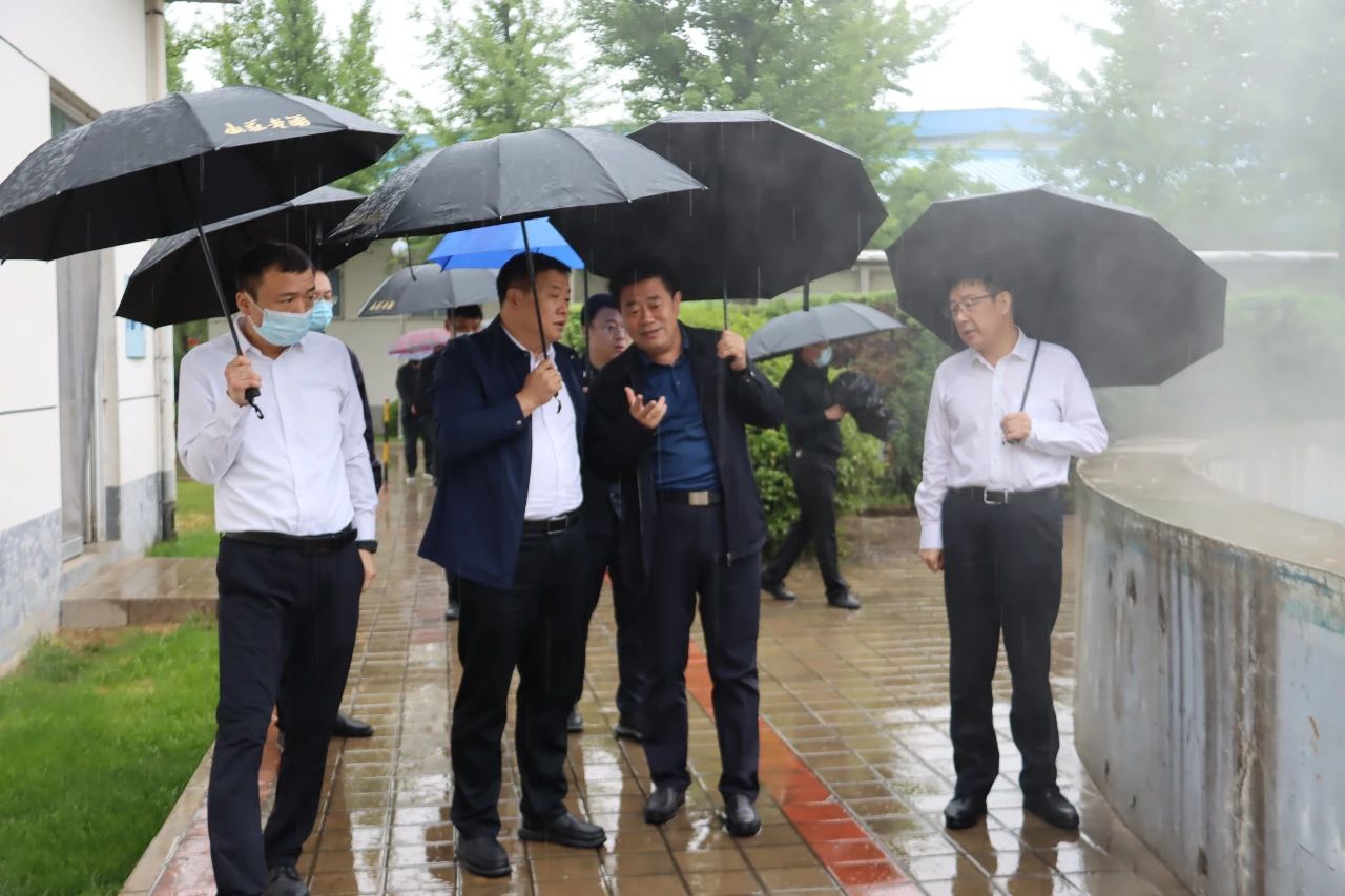 承德市生态环境局党组书记、局长尹崧莅临K8凯发集团考察调研